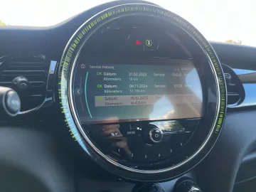 Car image 33
