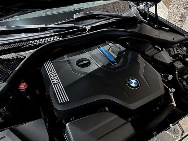 BMW 330e Touring Sport Line 215 kW image number 9