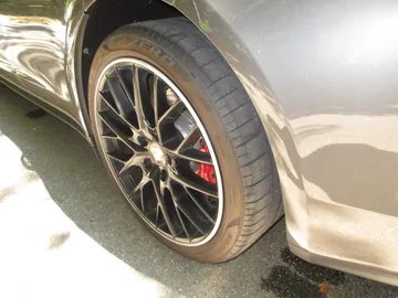 Car image 24
