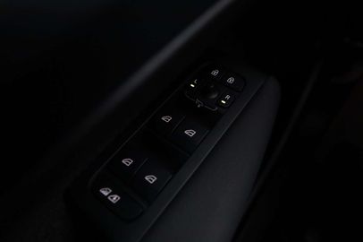 Car image 41