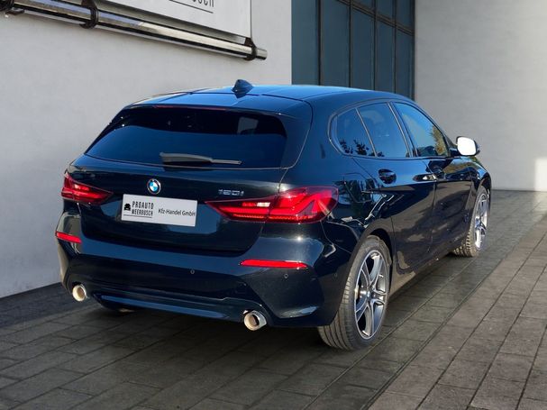 BMW 120i M Sport 131 kW image number 3