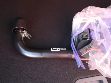 Car image 32
