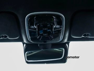 Car image 29