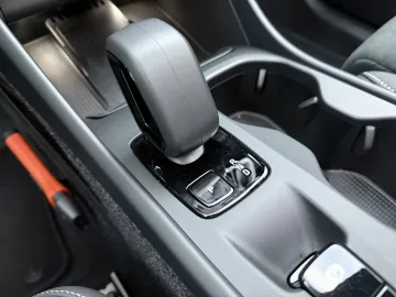 Car image 41