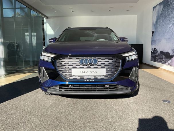 Audi Q4 35 e-tron S-line 125 kW image number 2