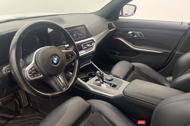 BMW 330e Touring M Sport xDrive 216 kW image number 13