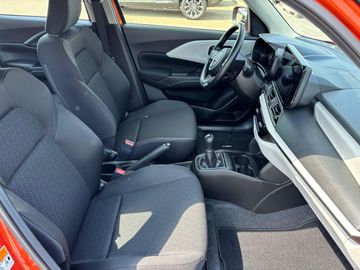 Car image 37