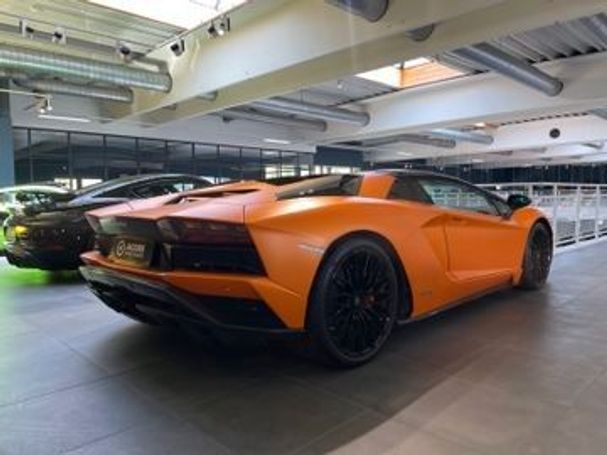 Lamborghini Aventador Roadster S 544 kW image number 1