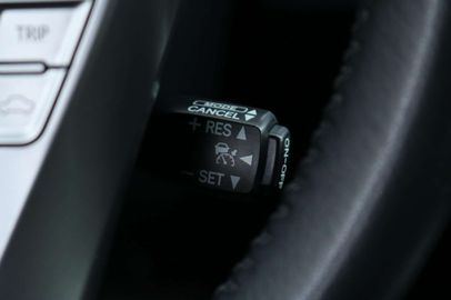 Car image 37