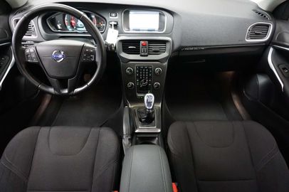 Car image 45