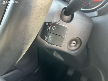 Car image 33