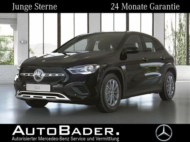 Mercedes-Benz GLA 180 100 kW image number 2