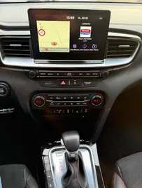 Car image 27