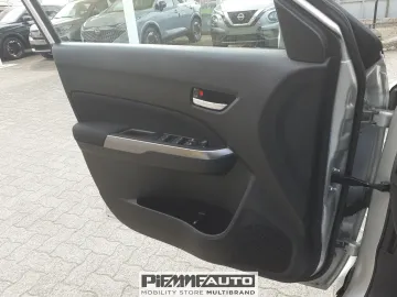 Car image 25