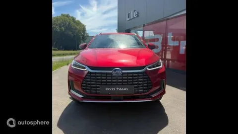 Car image 4
