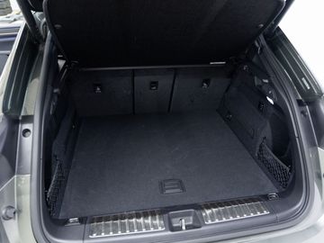 Car image 49