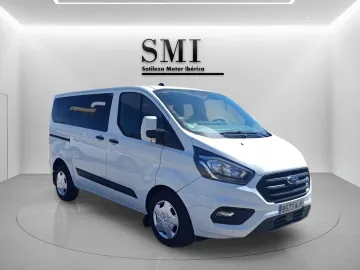 Car image 3