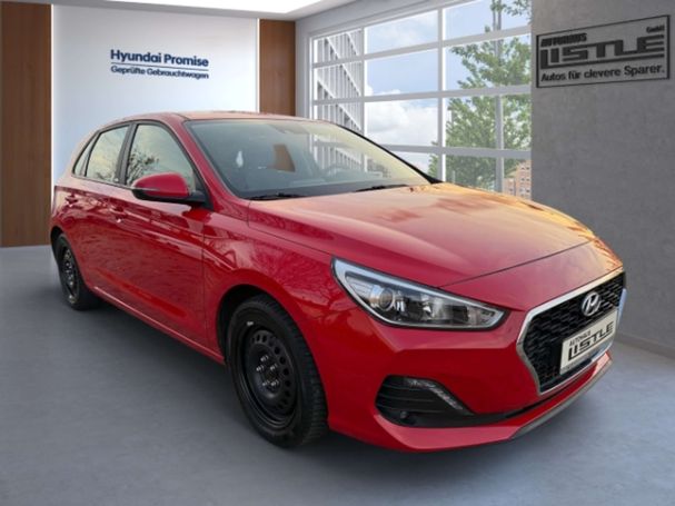 Hyundai i30 1.4 Select 73 kW image number 2