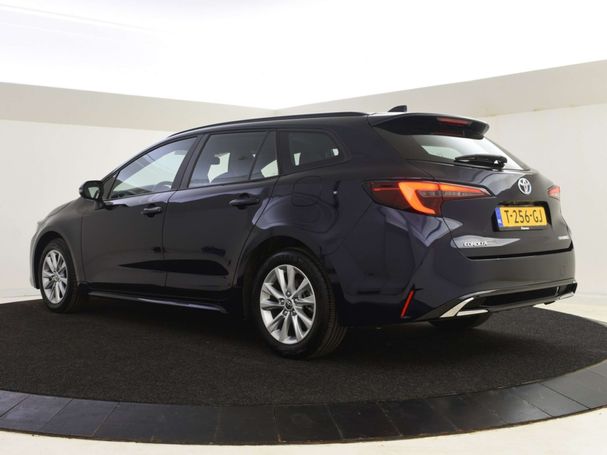 Toyota Corolla 1.8 Hybrid Touring Sports 103 kW image number 2