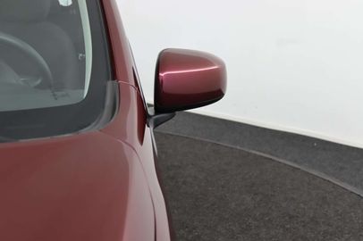 Car image 31