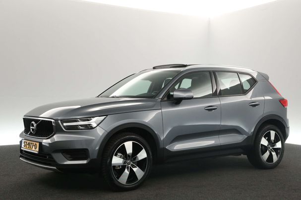 Volvo XC40 T4 Momentum 140 kW image number 1