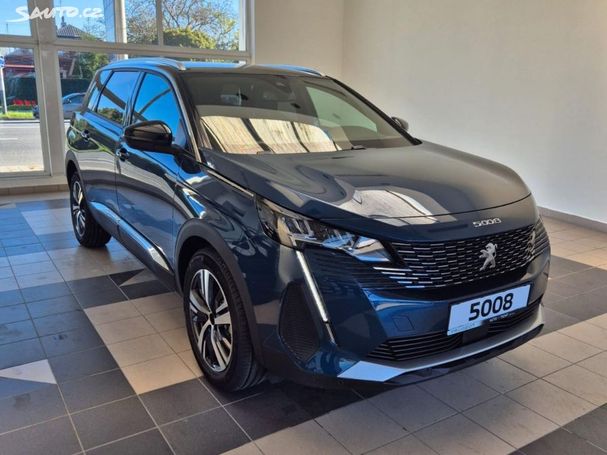 Peugeot 5008 BlueHDi 130 EAT8 Allure 96 kW image number 3