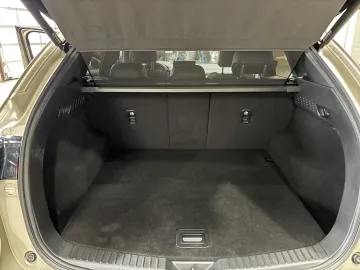 Car image 40