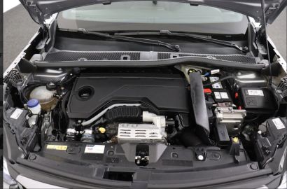 Car image 26