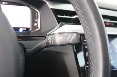 Car image 41