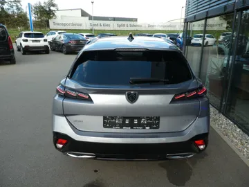 Car image 36