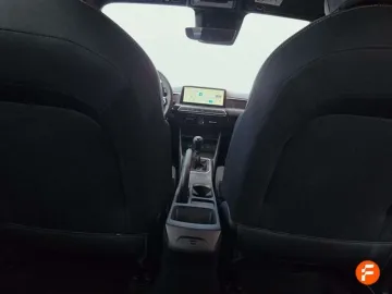 Car image 27