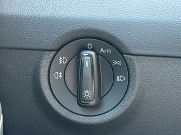 Car image 37