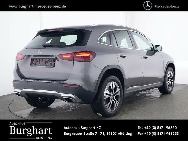 Mercedes-Benz GLA 200 120 kW image number 1