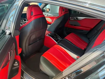 Car image 25
