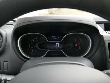 Car image 32