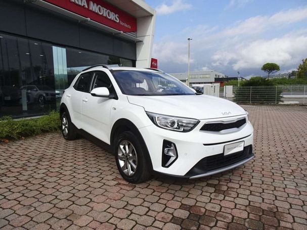 Kia Stonic 1.2 62 kW image number 2