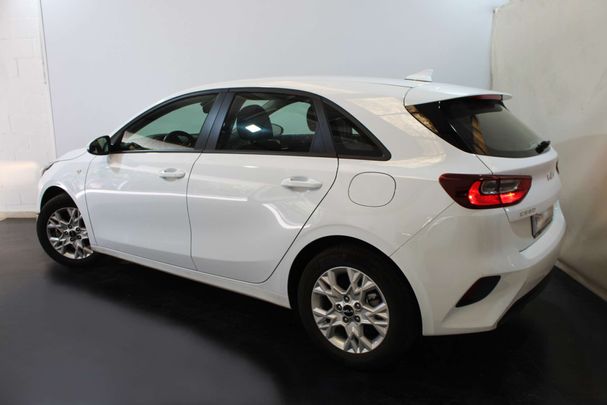 Kia Ceed 1.0 T-GDI 88 kW image number 6