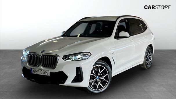 BMW X3 xDrive30e 215 kW image number 1