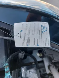 Car image 32