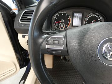 Car image 36