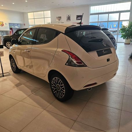 Lancia Ypsilon 51 kW image number 9