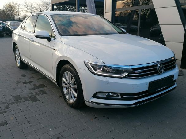 Volkswagen Passat 2.0 4Motion DSG 140 kW image number 2