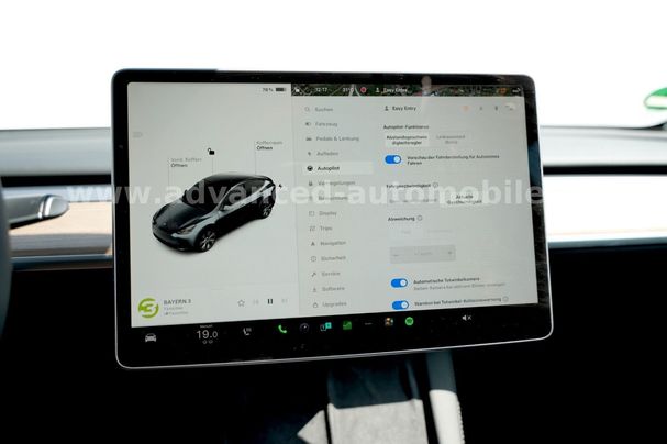 Tesla Model Y Long Range AWD Dual Motor 378 kW image number 8