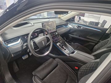 Car image 11