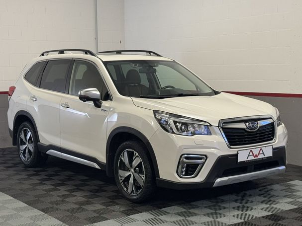 Subaru Forester 2.0ie Platinum 110 kW image number 3