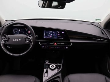 Car image 30