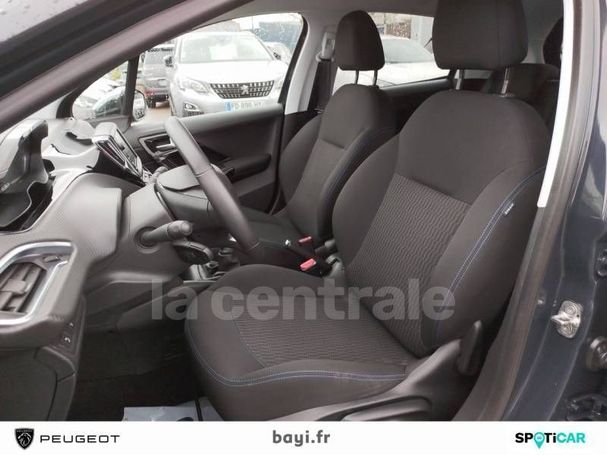 Peugeot 208 PureTech 82 Signature 61 kW image number 14