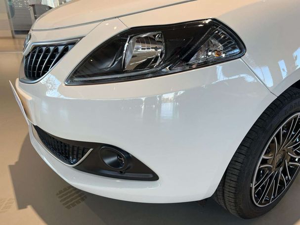 Lancia Ypsilon 51 kW image number 18