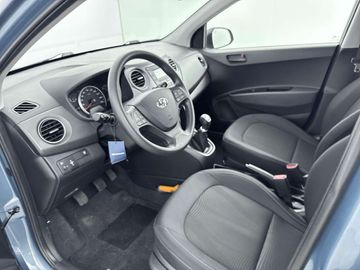 Car image 25