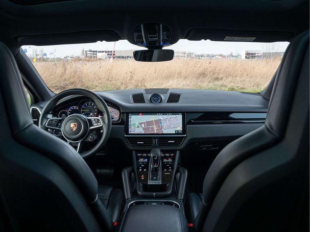 Porsche Cayenne Coupé E-Hybrid 250 kW image number 6